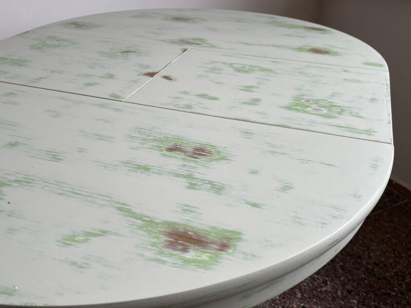 Ausziehbarer Tisch - von rund zu oval