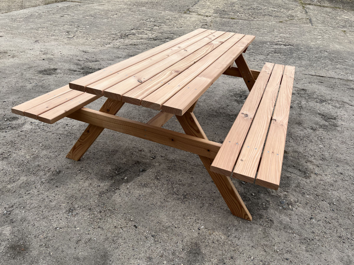 Sitzgruppe aus massivem Lärchenholz – Bild 6